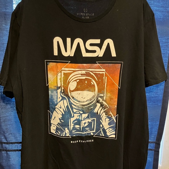 NASA Black Graphic Tee - Men's Short Sleeve XL - Picture 1 of 3